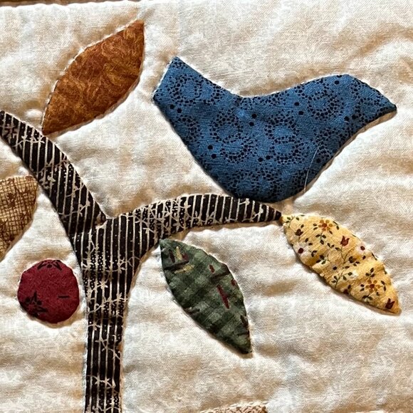 Hand Stitched Folk Art Log Cabin Patchwork & Bird Appliqué Quilt Wall Hanging - Picture 6 of 12